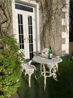 Tullyard House - - 2