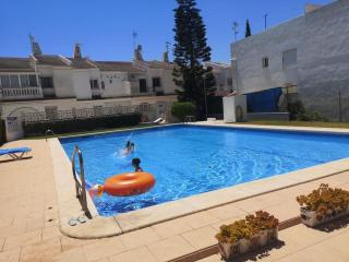Lovely 1 Bed Apartment With Pool Near Amenities. - Torrevieja - 0