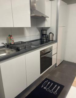 Apartment groß 4 Zimmer - 1