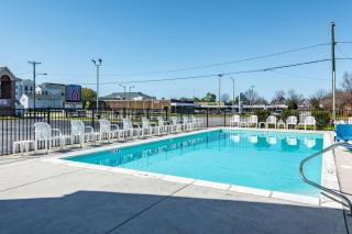 Motel 6-Portsmouth, VA - 3