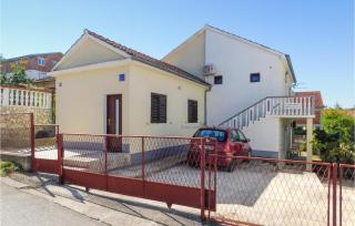 Stunning Apartment In Karin Gornji - 9