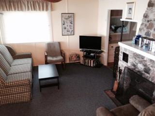 Lovely Seneca Lakefront Cottage - 1