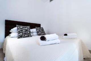 Luxury 3 bedroom apt, Harav Kook7 - 9