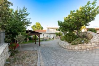 Rafkos Mansion with Private Pool and Amazing View - Áyios Míron - 2