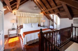 Copper and Lumber Store Hotel - English Harbour Town - 6