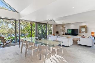 Fuller Holidays - Belongil Beach Pavilion House, 18A Childe St - Byron Bay - 4
