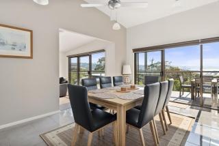 Amaroo - Coastal Stay with Ocean Views - 8
