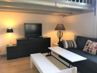 Studio rénové près du centre et de la plage avec parking et mezzanine - FR-1-4-594 - 7