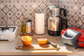 Central, Cozy, 15 Min Walk To The Beach, Fast Wi-Fi, Free Parking, 4ppl - 1