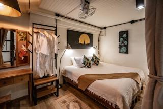 Luxury Industrial Flat in the Heart of Chiang Mai - Chiang Mai - 6