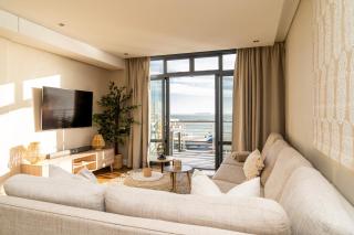 Panoramic Ocean View Beachfront Top floor 2 bed, Big Bay- 212 Eden on the Bay - Cidade Do Cabo - 6