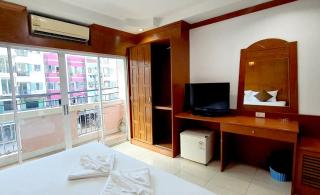 Chalita House - Patong Beach - 1