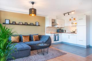 FAIRflats: Küche, Balkon, Arbeitsplatz, Aufzug - Hüfingen - 0