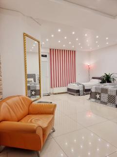 Gemütliches J&L Apartment Nahe des Hauptbahnhofes - Baden-Baden - 0