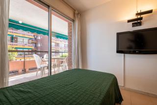 AT046 Els Pins, 1ra línea de la playa, piscina, airco, aparcamiento - Torredembarra - 5