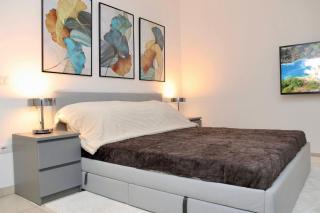 luxurious-Fully equipped & renovated-2Room Suite-Elevator-Quite area-Secure Parking - 8