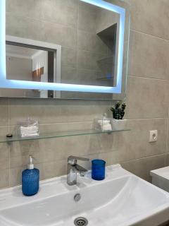 Seven Hills светлая и уютная квартира в жилом комплексе - 3