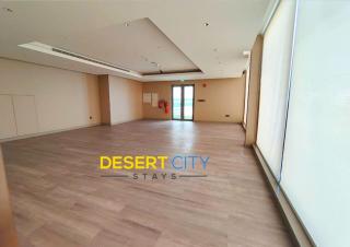 One Bed Room with Creek Views, Hosted by Desert City Stays - 4