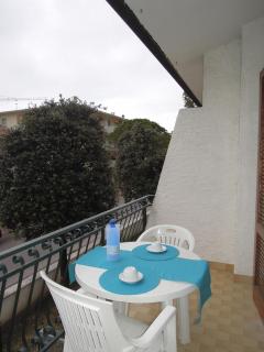 Relaxing villa with private garden near the sea - 0