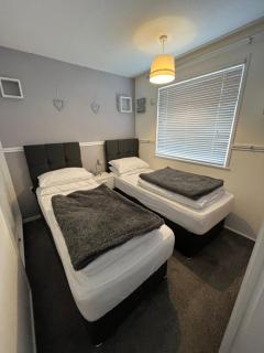 Lazy Dayz, Chalet 179, Hemsby - Two bed chalet, sleeps 4, pet free, close to beach - Hemsby - 6