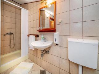 Apartments Villa Roza - Dražice - 2
