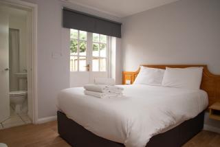 Royal Hotel, Bar & Grill - Purfleet - 7