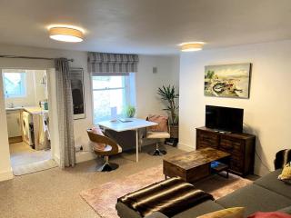 Seaside Flat With Sunny Garden. - Brighton & Hove - 9