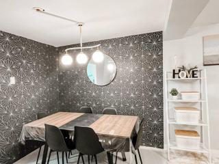 BBQ Grill Karaoke Free Parking Near Anjo World - 4