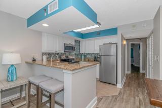 Stunning LED Fireplaces! Newly Renovated Oceanfront Condo with Incredible Views! Carolinian 931 - Myrtle Beach - 2