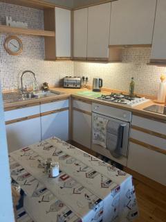 The Lighthouse Loft - 9