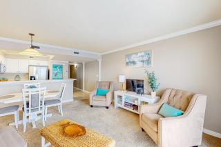 Pelican Isle 209 - 4