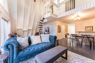 Steps to the Beach! 3rd Row Ocean Surfers Bungalow PET FRIENDLY 3 Bedroom 2 Bathroom - Hilton Head Island - 6