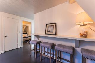 Steps to the Beach! 3rd Row Ocean Surfers Bungalow PET FRIENDLY 3 Bedroom 2 Bathroom - Hilton Head Island - 2