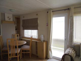 6 Berth on Golden Anchor (Cascade) - Chapel Saint Leonards - 9