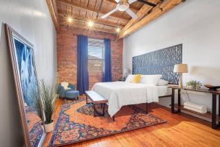 4K sqft LOFT Gym, TV Wall, Ping Pong and Pool Table - 4