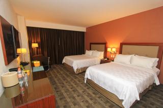 Holiday Inn & Suites Plaza Mayor by IHG - 2
