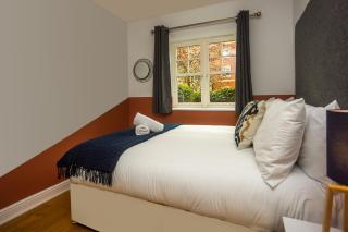 Upton Grange Townhouse sleeps 10 - 5