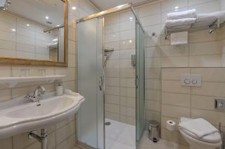 Hotel Hastal Prague Old Town - 2