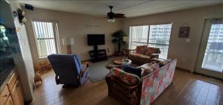 Saida IV Condos S4709 - 7