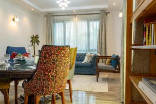 Cosy 2-bedroom home with garden and free parking - 4