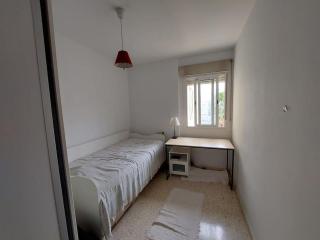 Piso céntrico de dos dormitorios - La Línea de la Concepción - 3