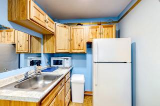 Blue Lagoon Escape Unit-A - 4