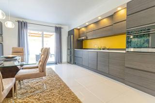 Ojanea Home - Palm-Eagle Beach - 9