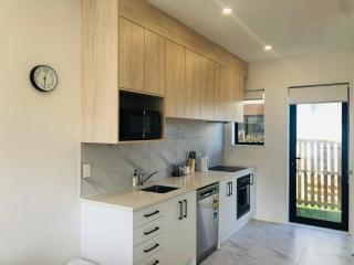 Cozy Brand New Townhouse 24 - Auckland - 4