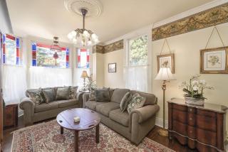 3812 Little House home - 4