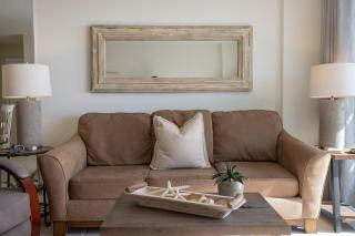 Captivating OceanFront Views@Crescent Towers II*Pool*Grills* - 6