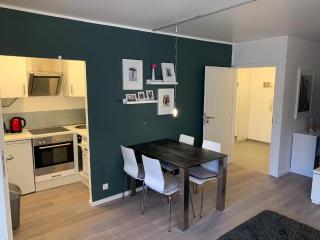 H5-20-Hanseat-Aussenschwimmbad - 8