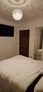 Pleasant Lodge - Northampton - 3