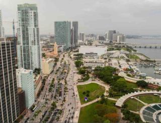 Resort and luxurious living in downtown Miami - 5
