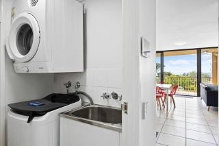 SeaScape Marcoola 2 Bedroom Beachside Apartment - Marcoola - 2